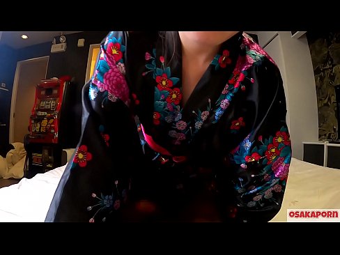 ❤️ Gənc cosplay qız bir atlı qadında fışqırma ilə orgazm olmaq üçün cinsi sevir. Həvəskar videoda ənənəvi yapon geyimində tüklü pişik və gözəl döşləri olan asiyalı qız sikişmə oyuncaqları ilə mastürbasyon nümayiş etdirir. Sakura 3 OSAKAPORN. ❤️❌ Porn video az.poliglass34.ru